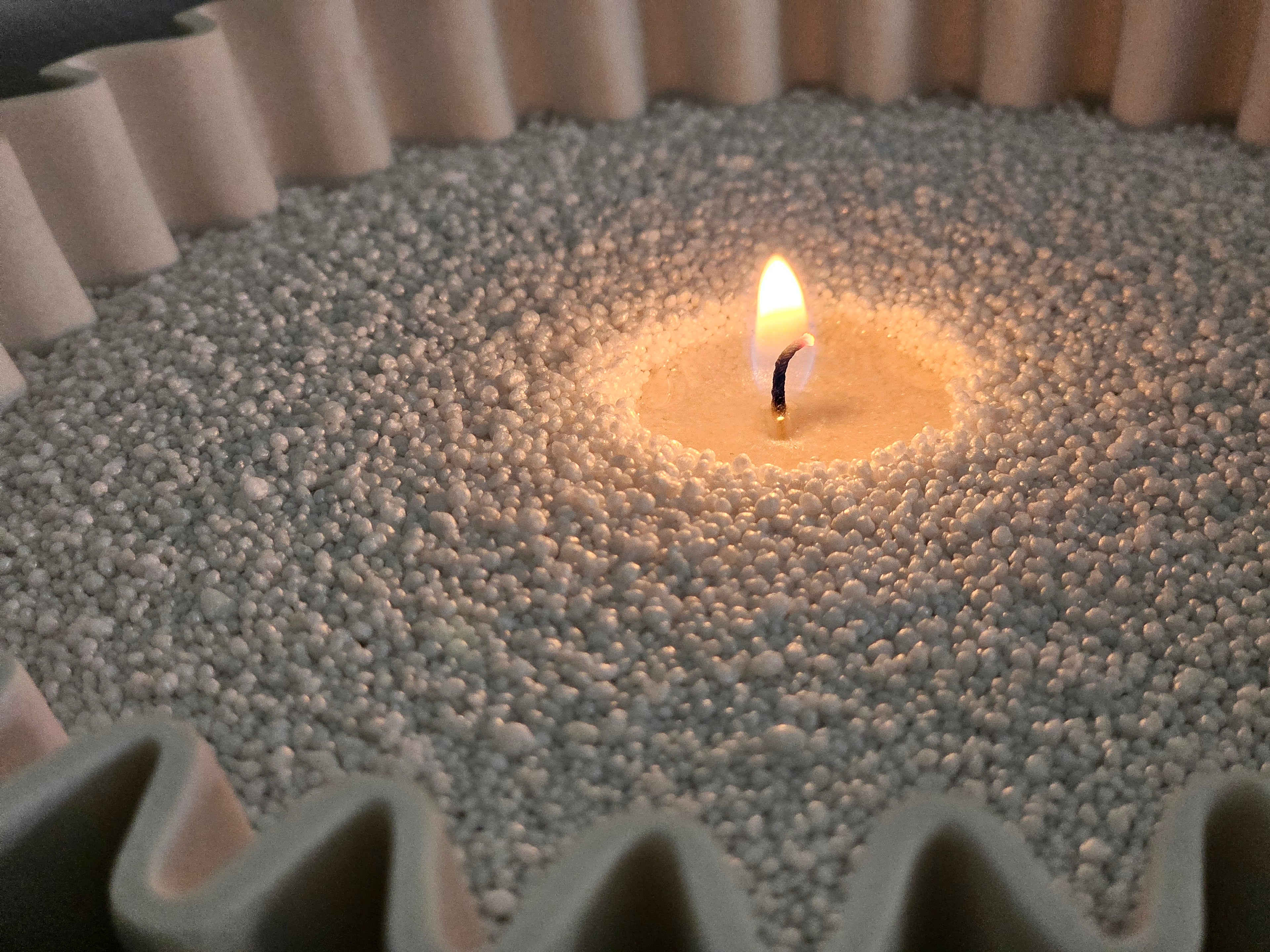 GIVRE CHROMÉ – Cire effet Sable Gris Givré | 400g